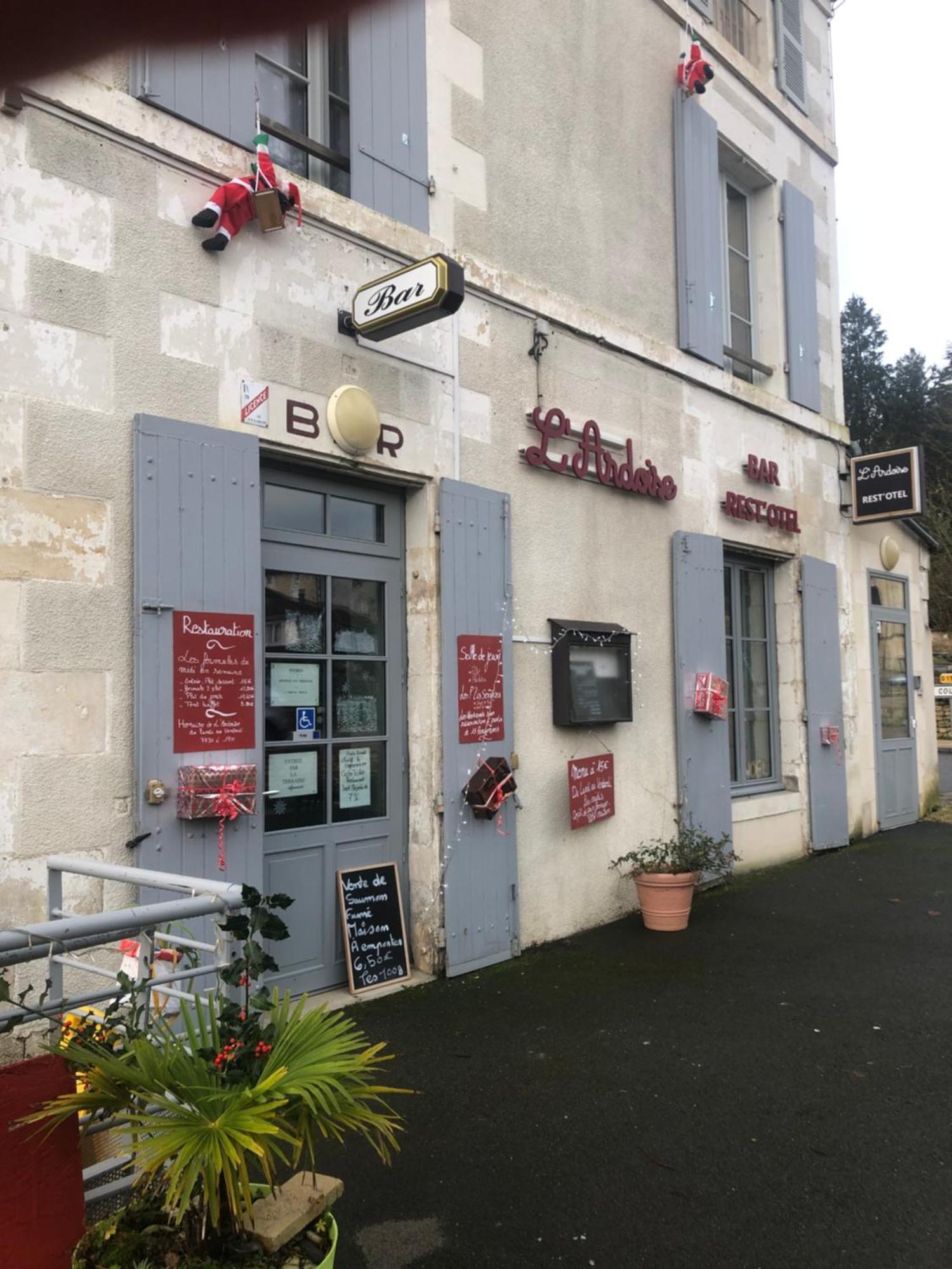 Rest Hotel L Ardoise Auge Luaran gambar